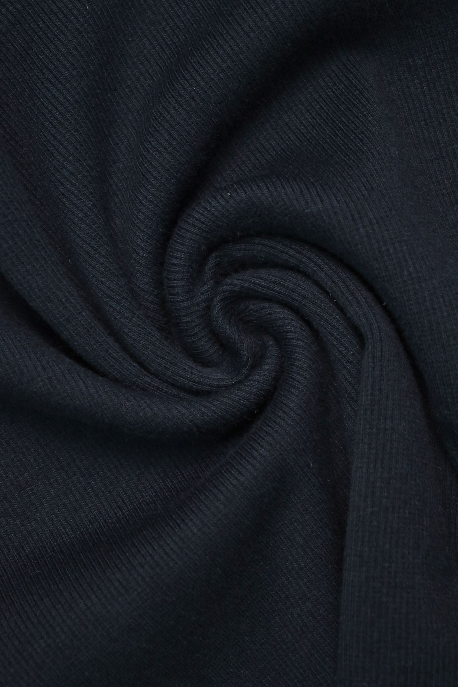 Áo Thun Slim Fit Tay Ngắn - 8