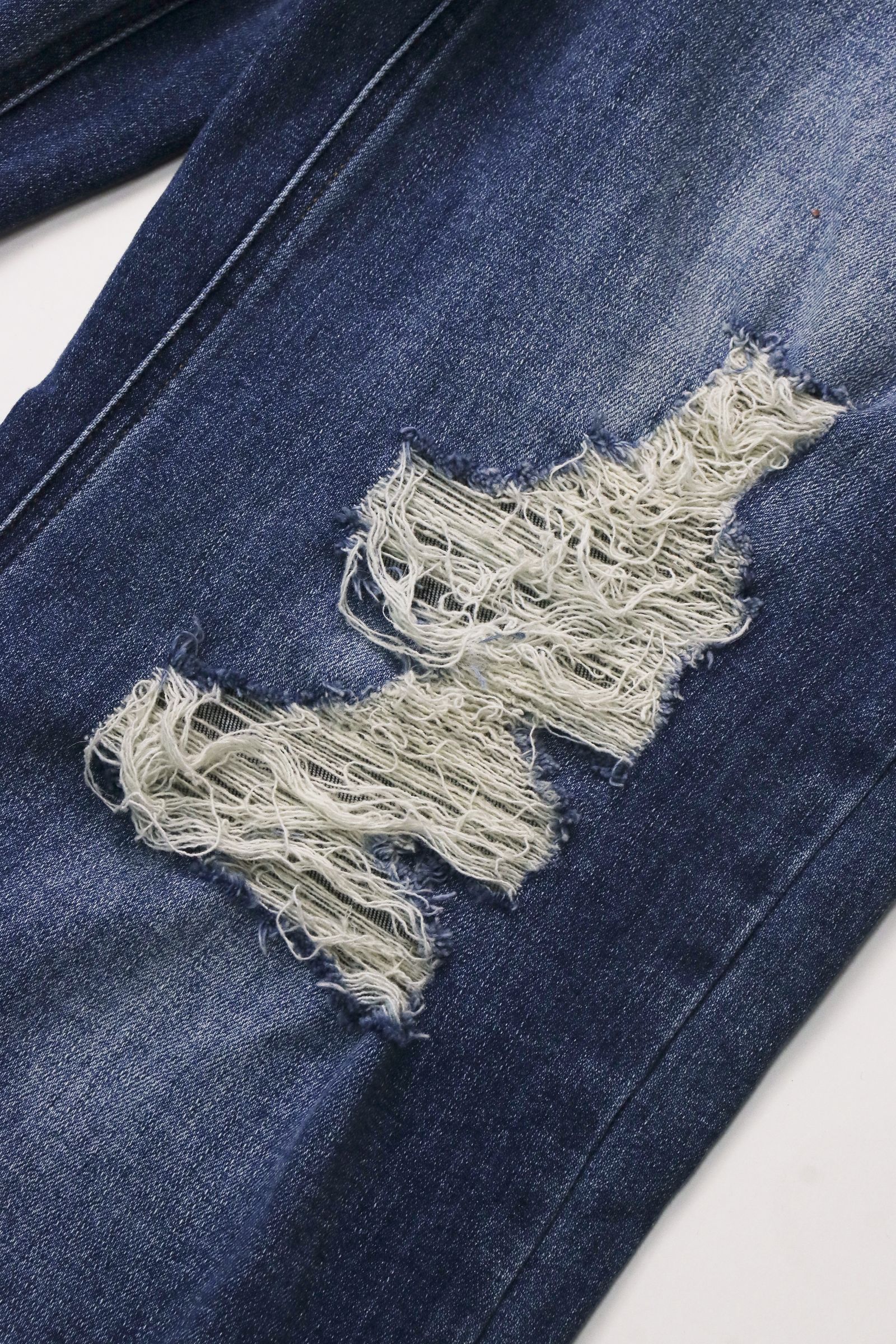 Quần Jeans Nữ Ống Loe Rách Gối - 4